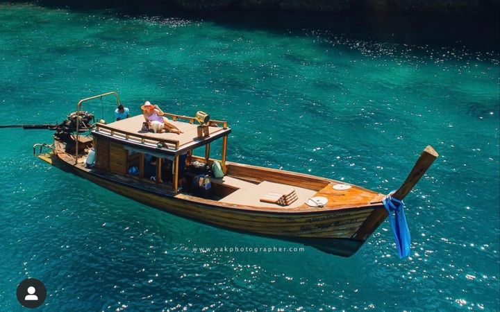 Custom Built 40 | Blue Voyage Oriental