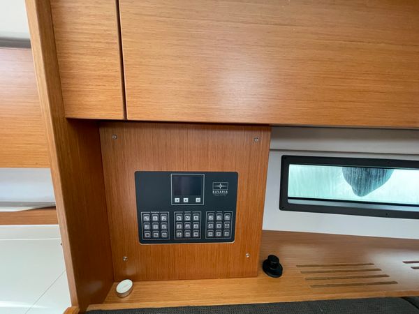 Bavaria C42 | Leopard