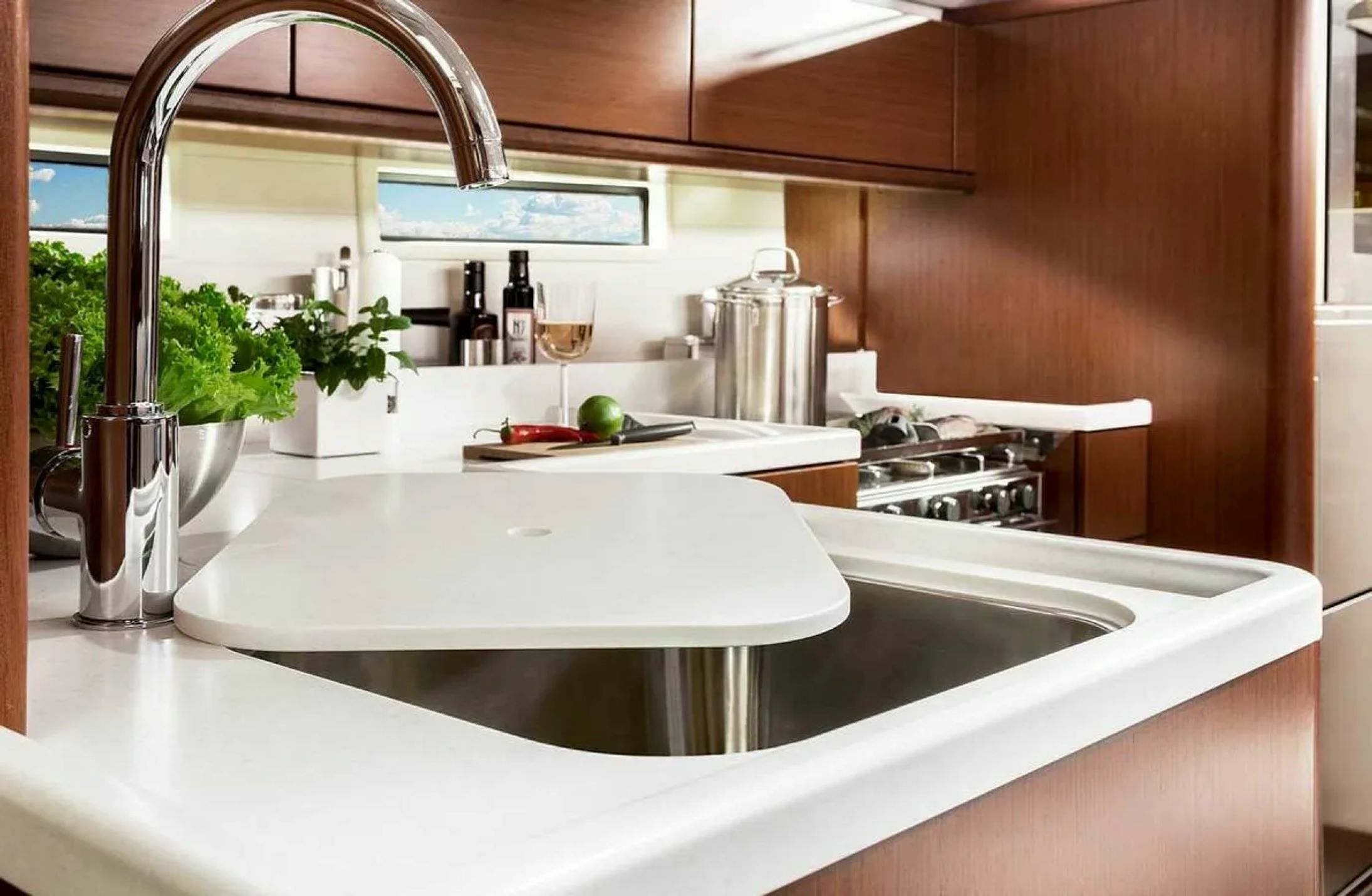 Bavaria Cruiser 46 | Atom