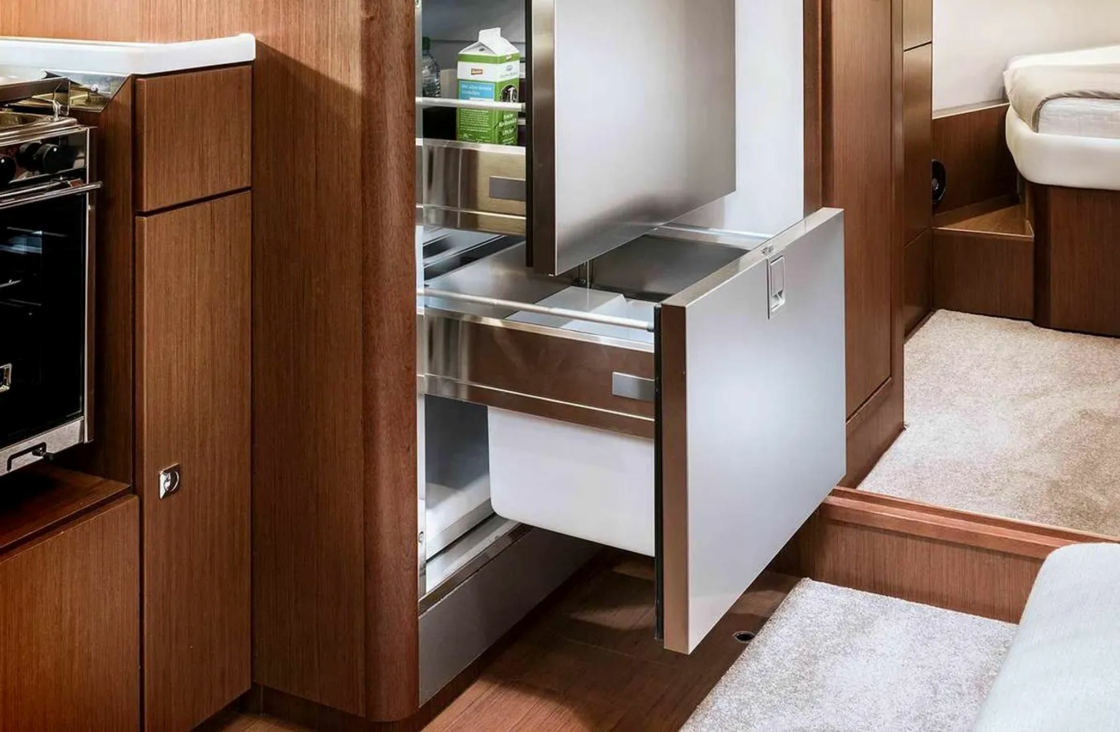 Bavaria Cruiser 46 | Atom