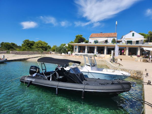 Highfield Sport 800 | Black Panther