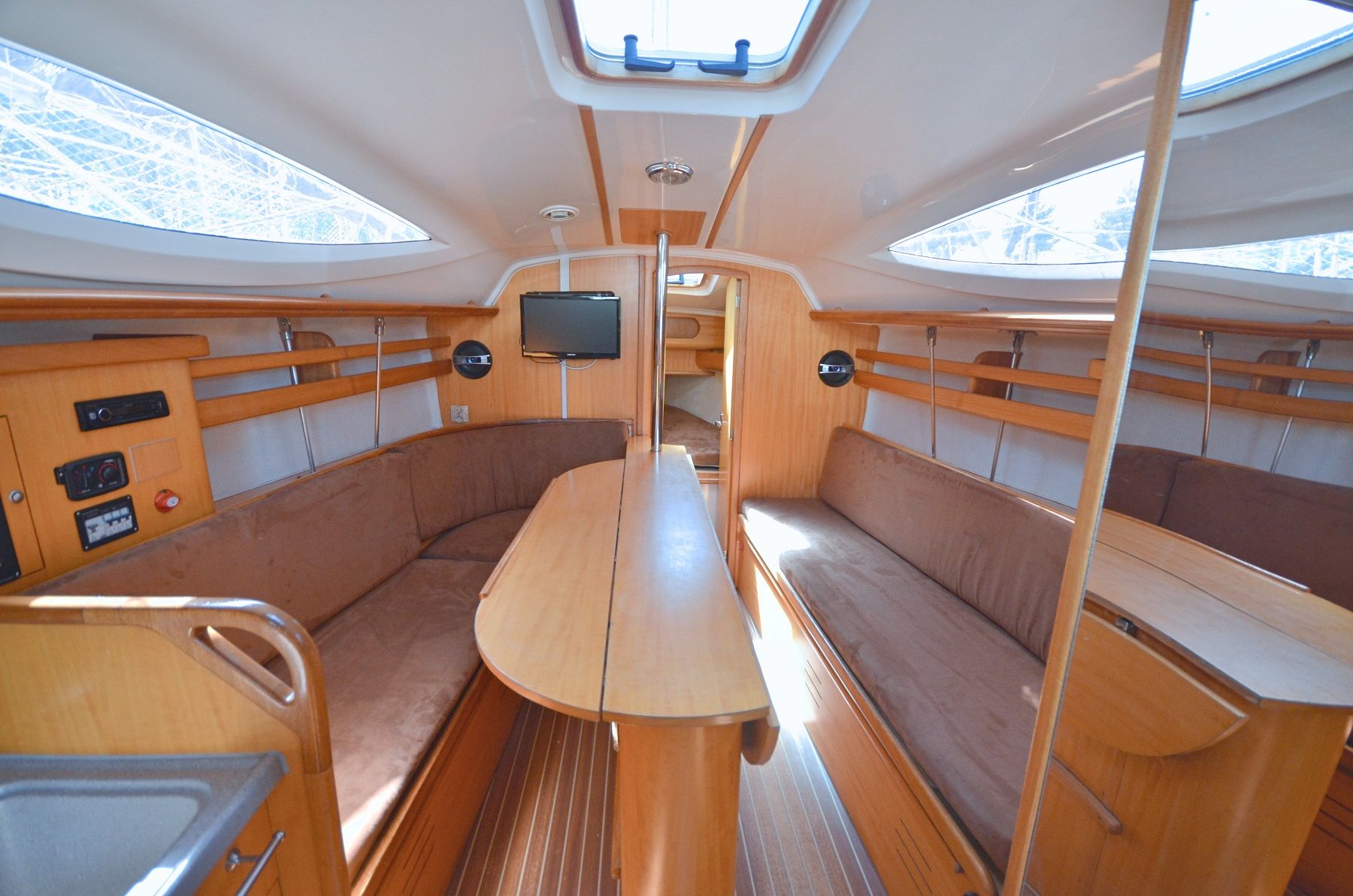 Northman Maxus 33 | 15