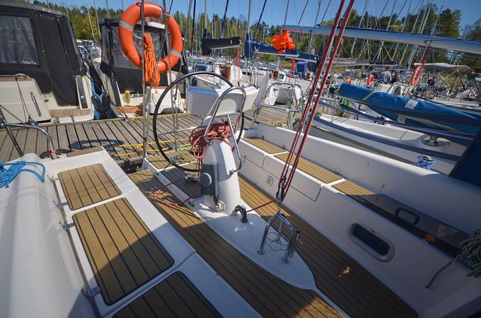 Northman Maxus 33 | 15