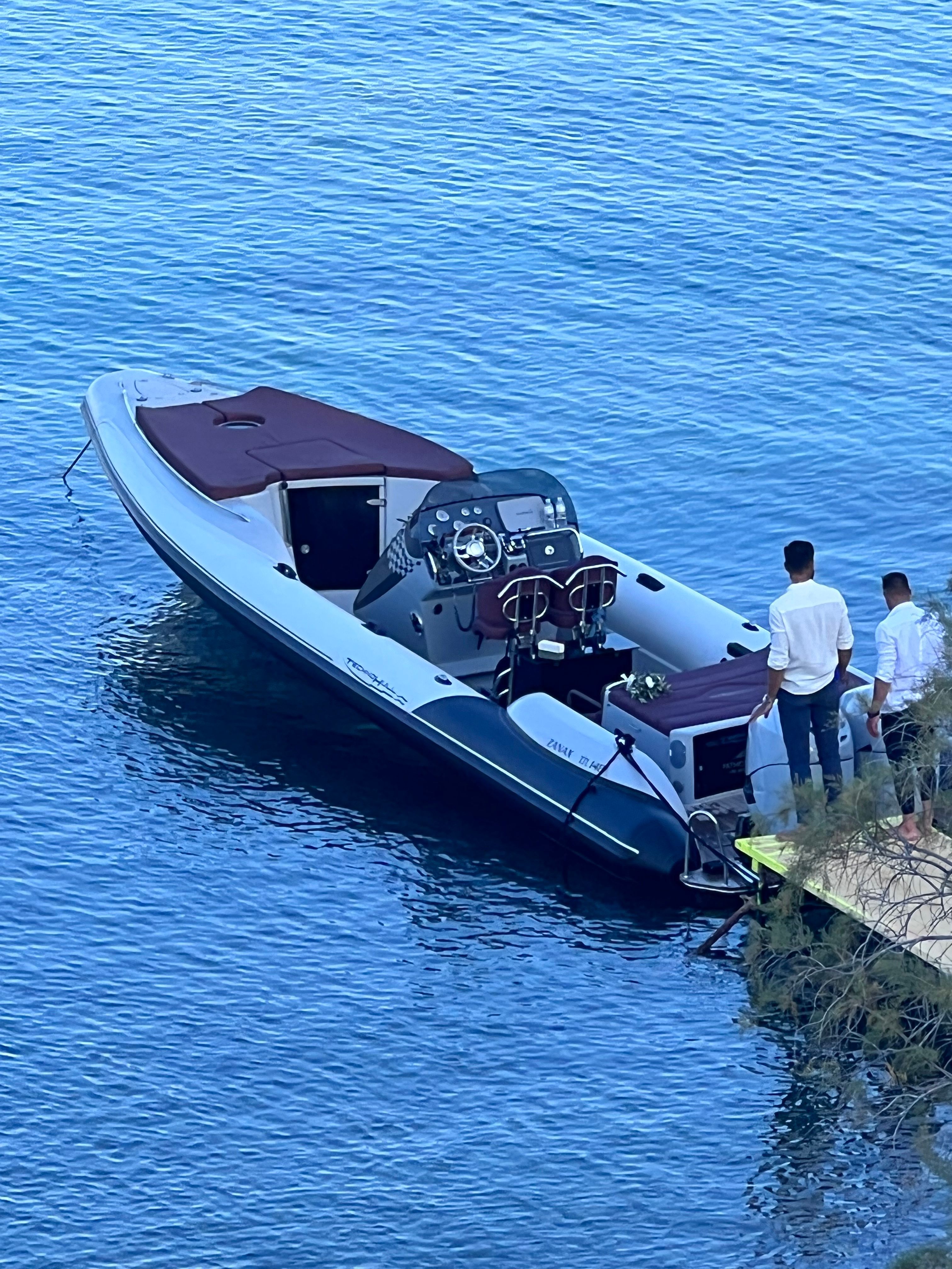 Technohull 999 | Zanax