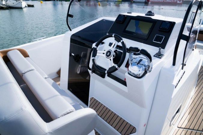 Beneteau Flyer 9 Spacedeck | Aventure