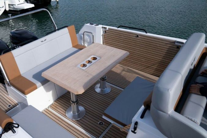 Beneteau Flyer 9 Spacedeck | Aventure