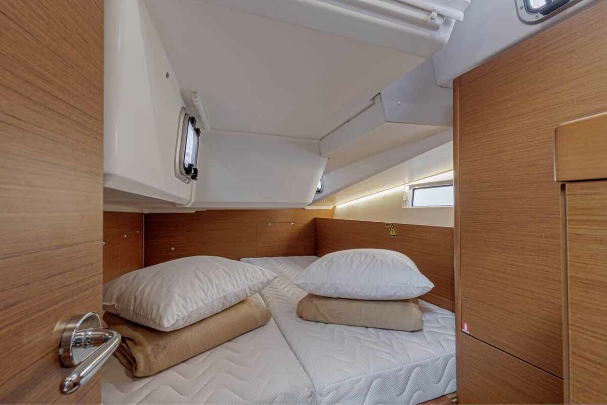 Jeanneau Sun Odyssey 490 | Magellan