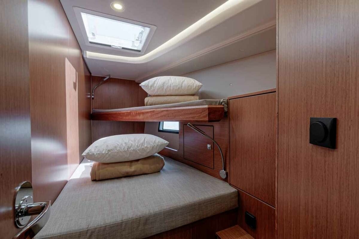 Bavaria C45 | Kayleigh