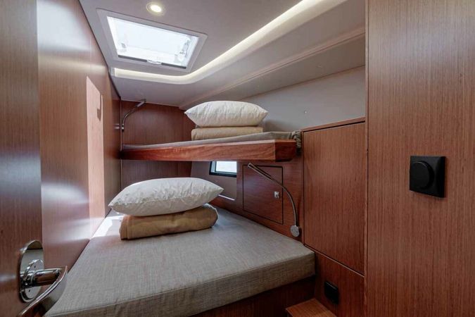 Bavaria C45 | Kayleigh