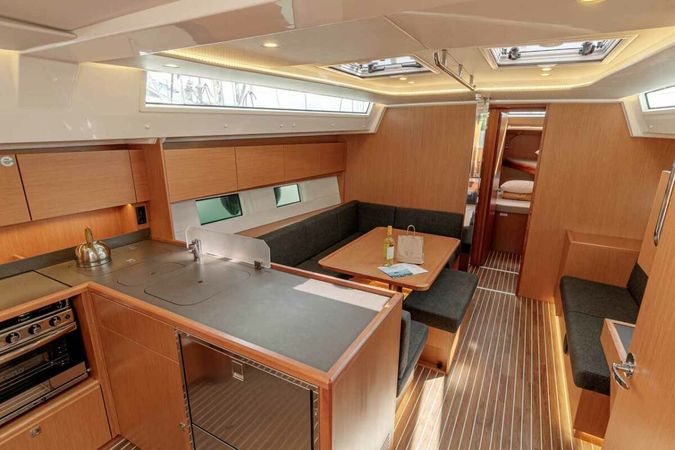Bavaria C45 | Kayleigh