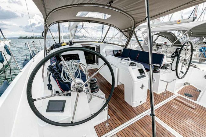 Jeanneau Sun Odyssey 440 | Mystic Blue