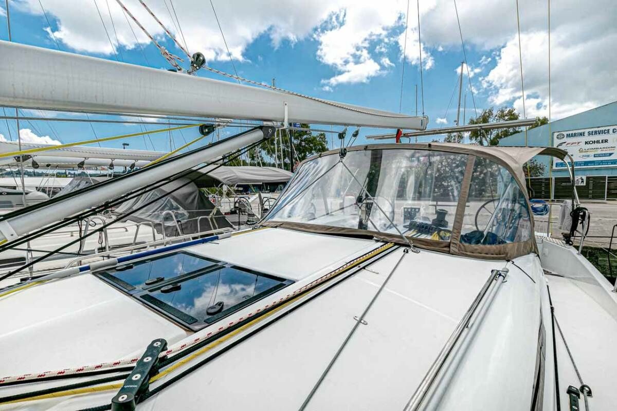 Jeanneau Sun Odyssey 440 | Mystic Blue