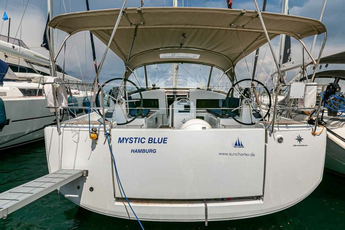 Jeanneau Sun Odyssey 440 | Mystic Blue
