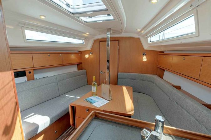 Bavaria Cruiser 34 | Galway Girl