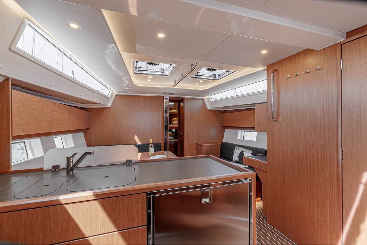 Bavaria C45 | Deep Blue