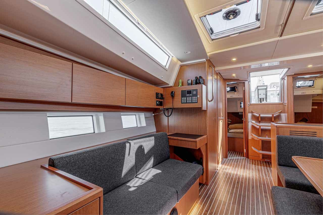 Bavaria C45 | Deep Blue