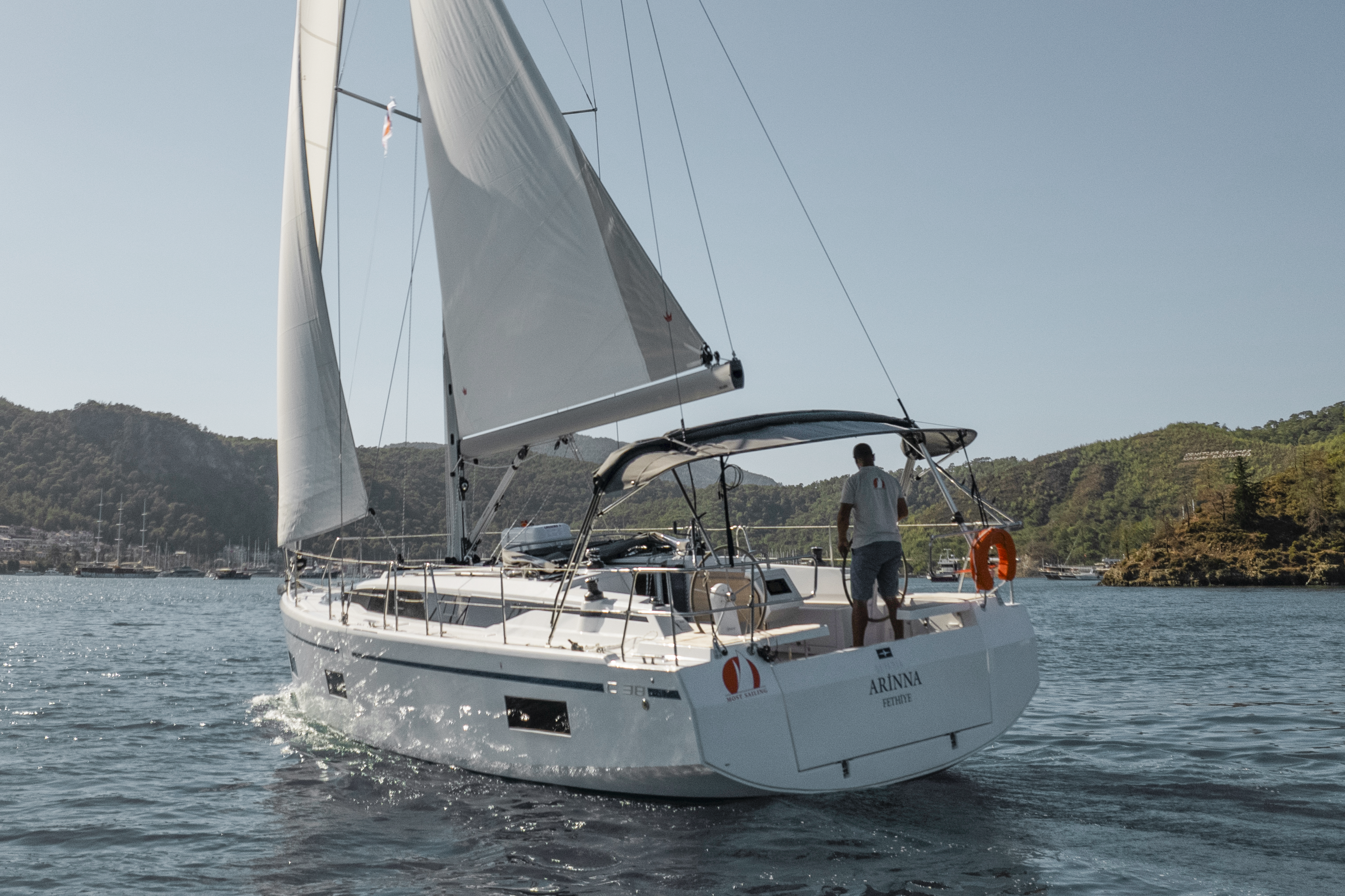 Bavaria C38 | Arinna