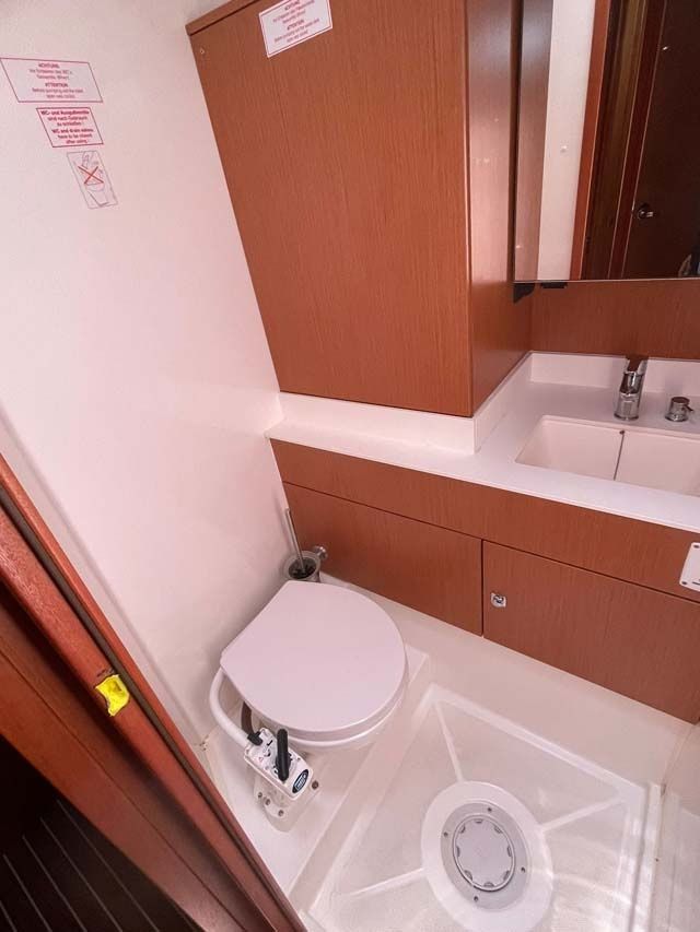 Bavaria C50 | Insomnia