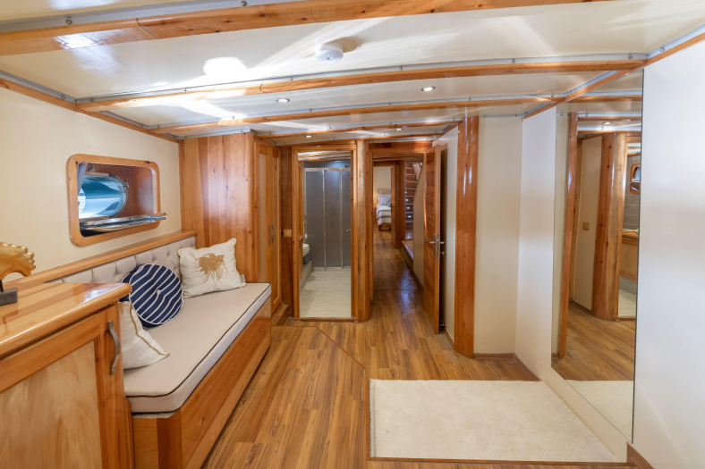 Trawler 70 | Quatros