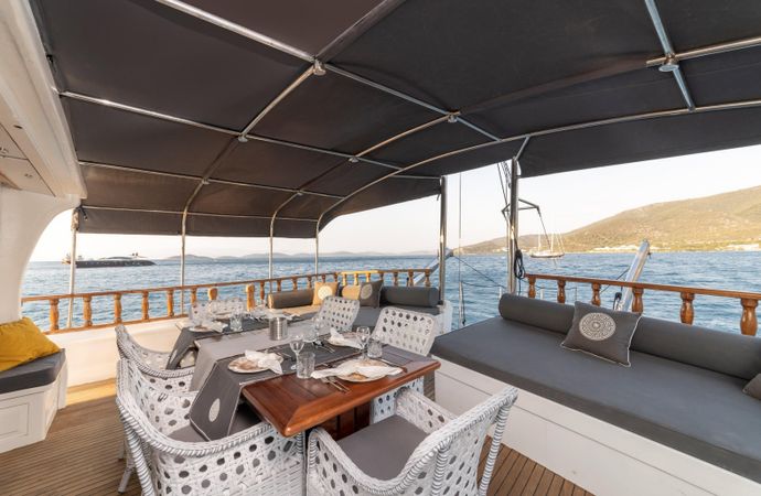 Trawler 70 | Quatros