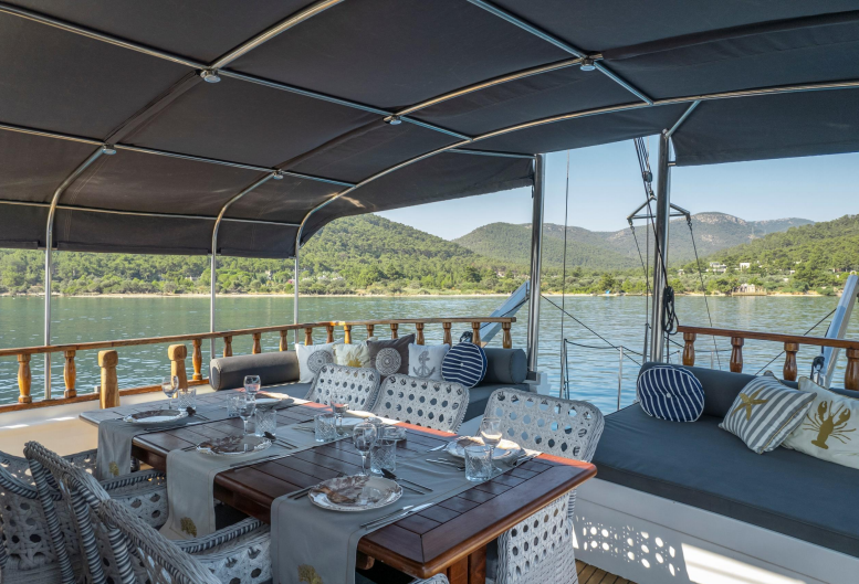 Trawler 70 | Quatros