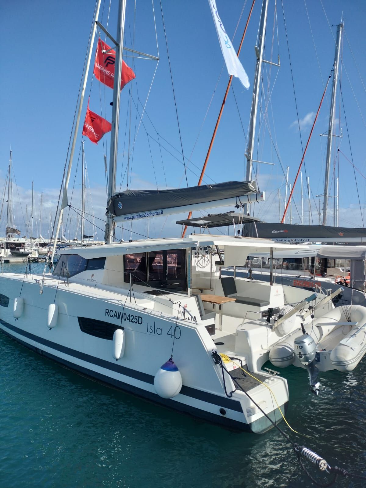 Fountaine Pajot Isla 40 | Luna