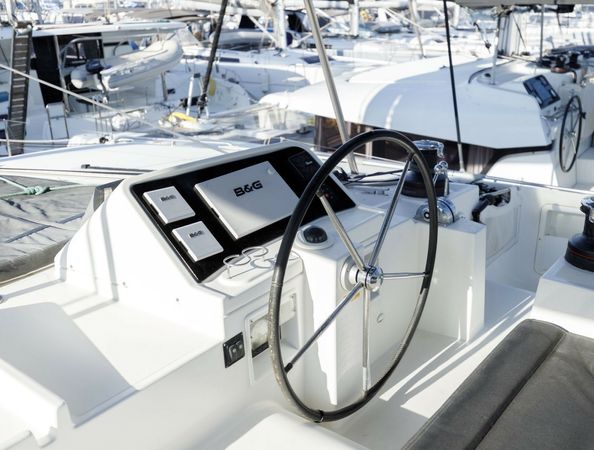 Lagoon 450 F | Greis