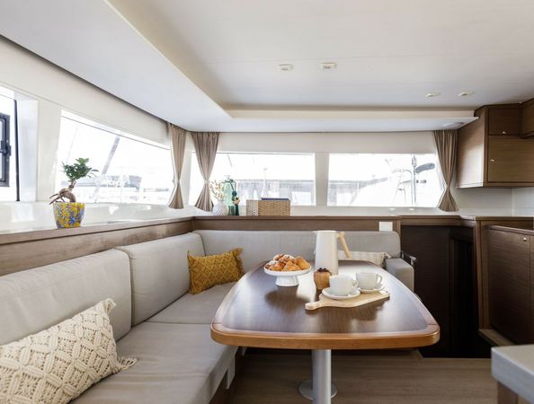 Lagoon 450 F | Greis