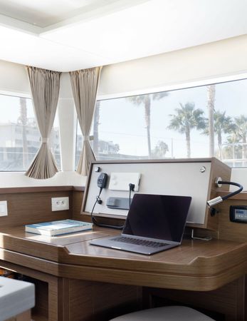 Lagoon 450 F | Greis