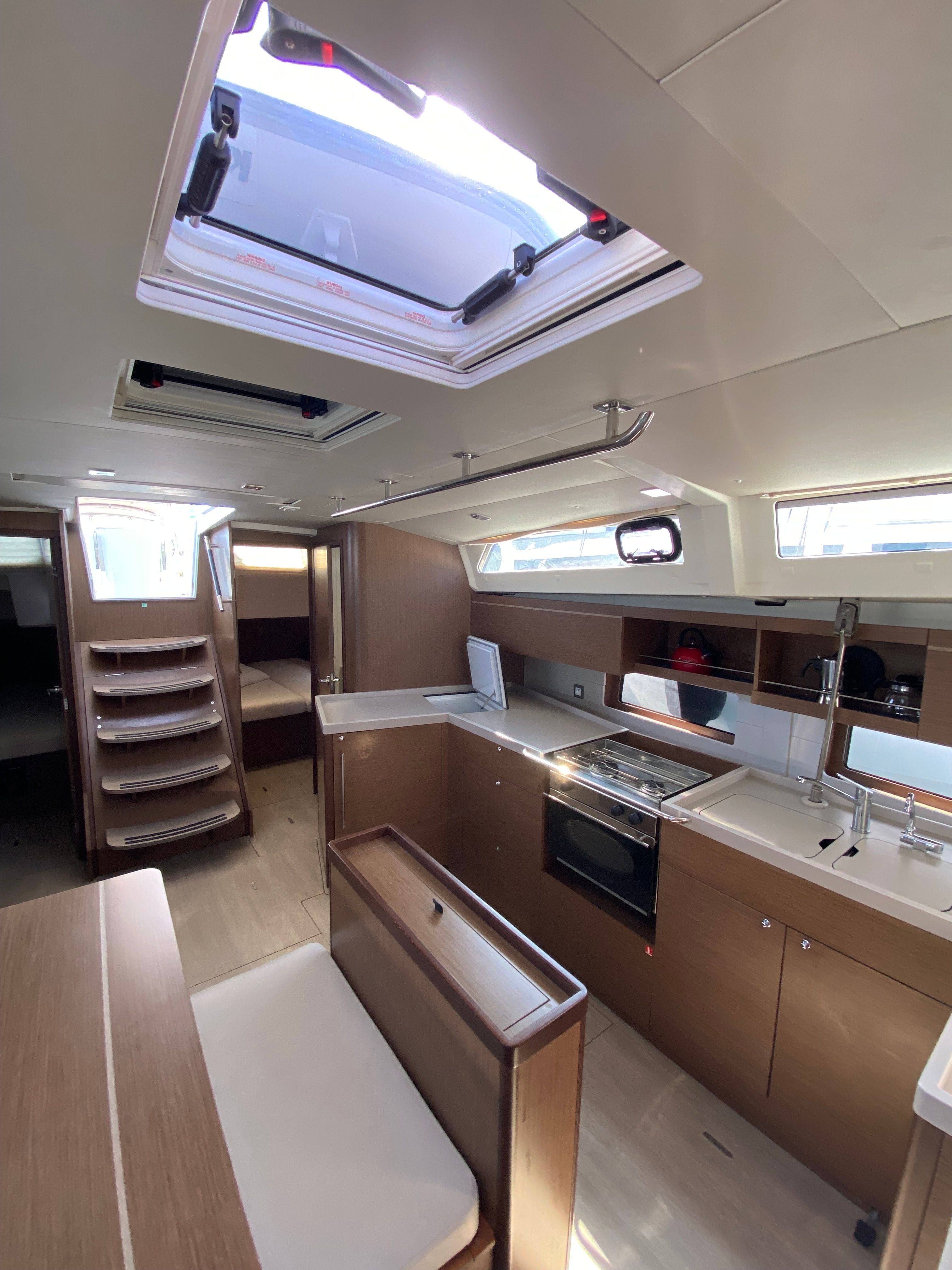 Beneteau Oceanis 46.1 | Lena