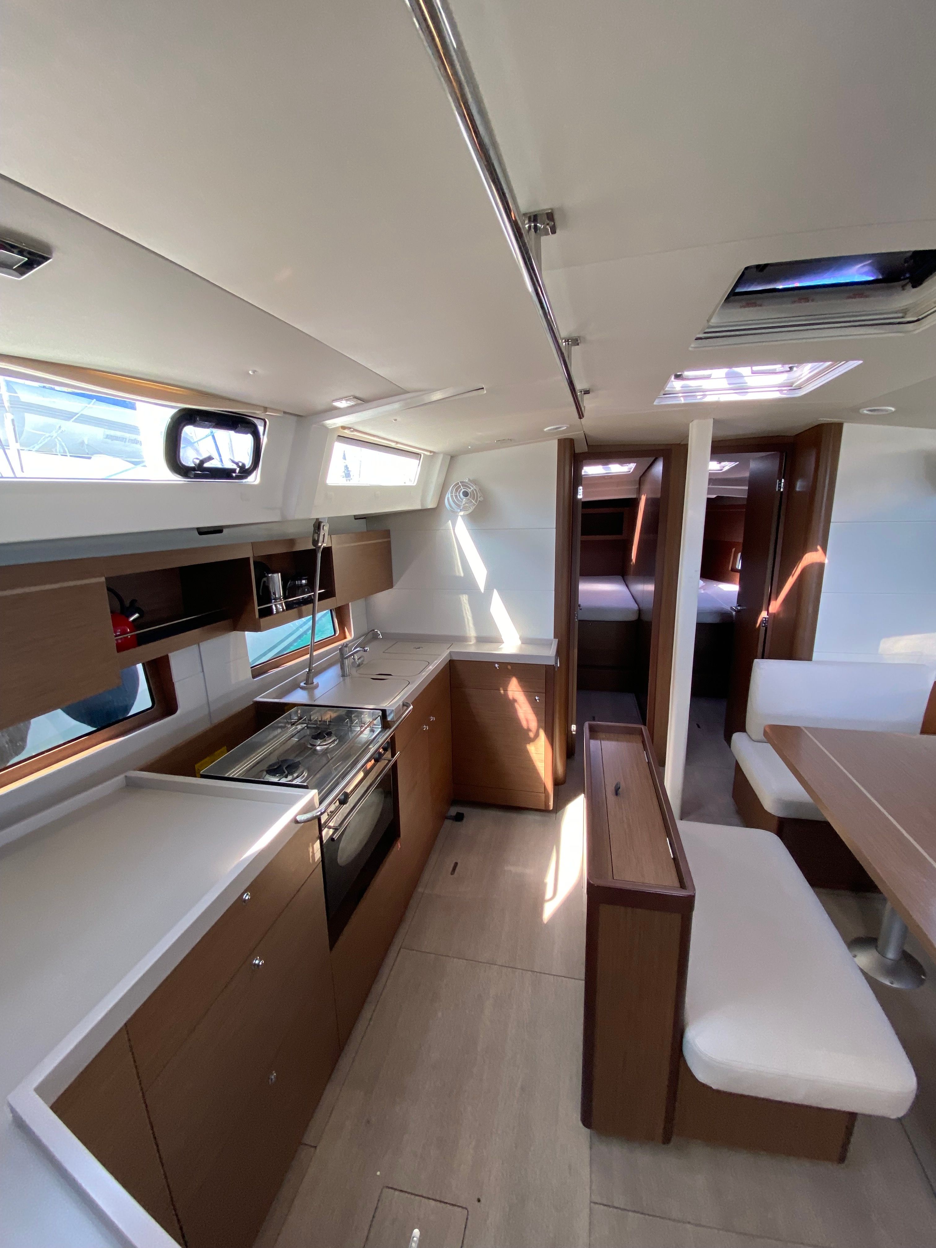Beneteau Oceanis 46.1 | Lena
