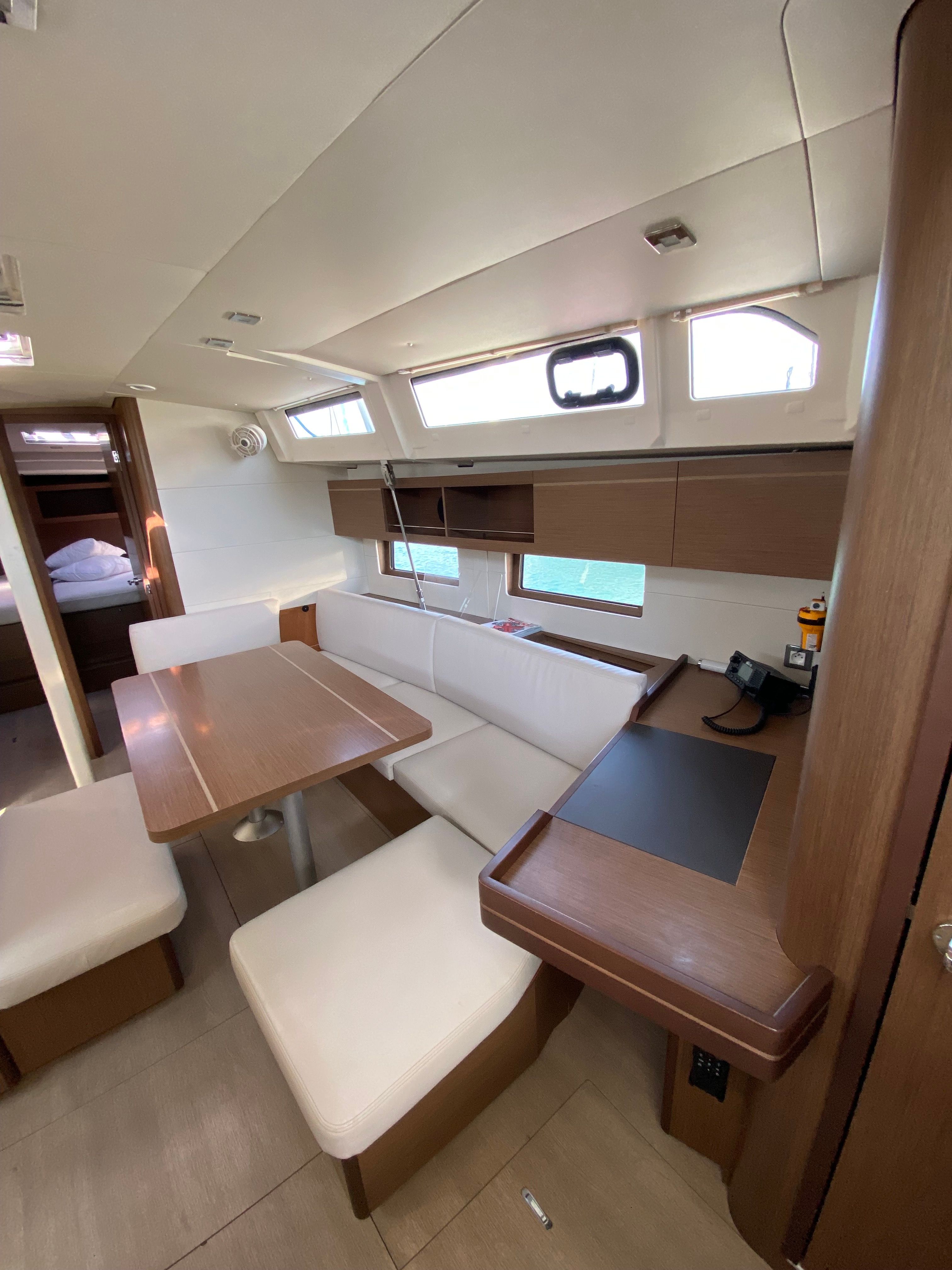 Beneteau Oceanis 46.1 | Lena