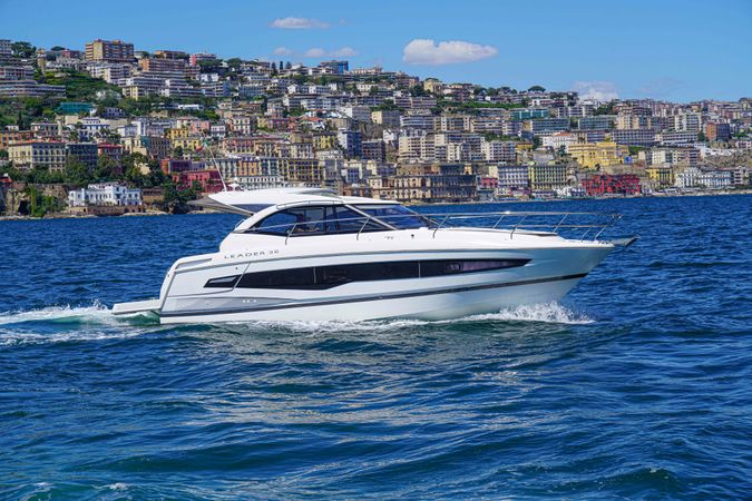 Jeanneau Leader 36 | Sara