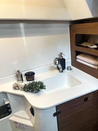 Beneteau Antares 9 | Arya