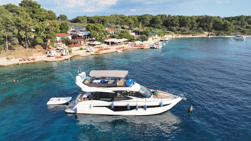 Galeon 500 Fly | Mr.King