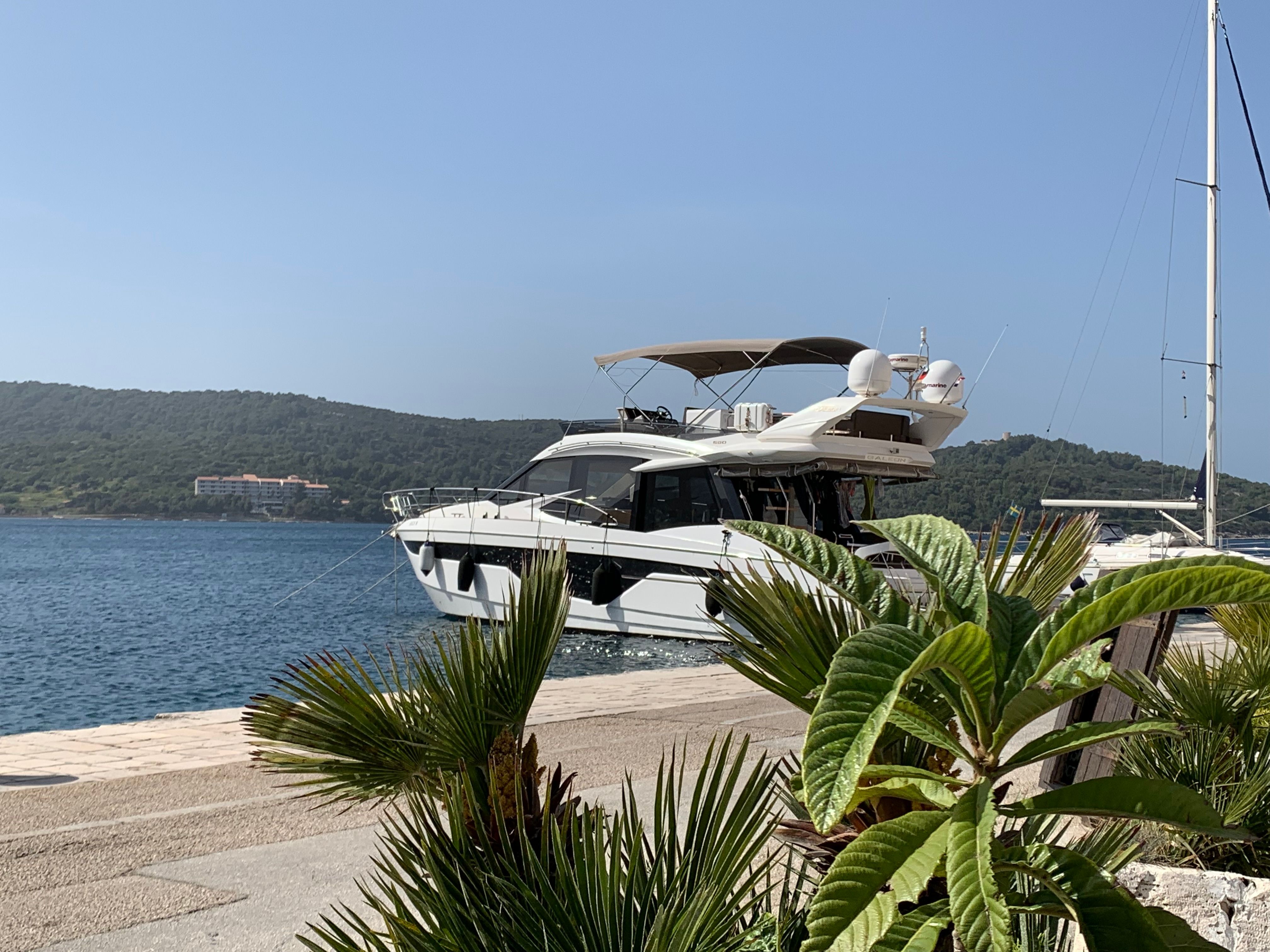 Galeon 500 Fly | Mr.King