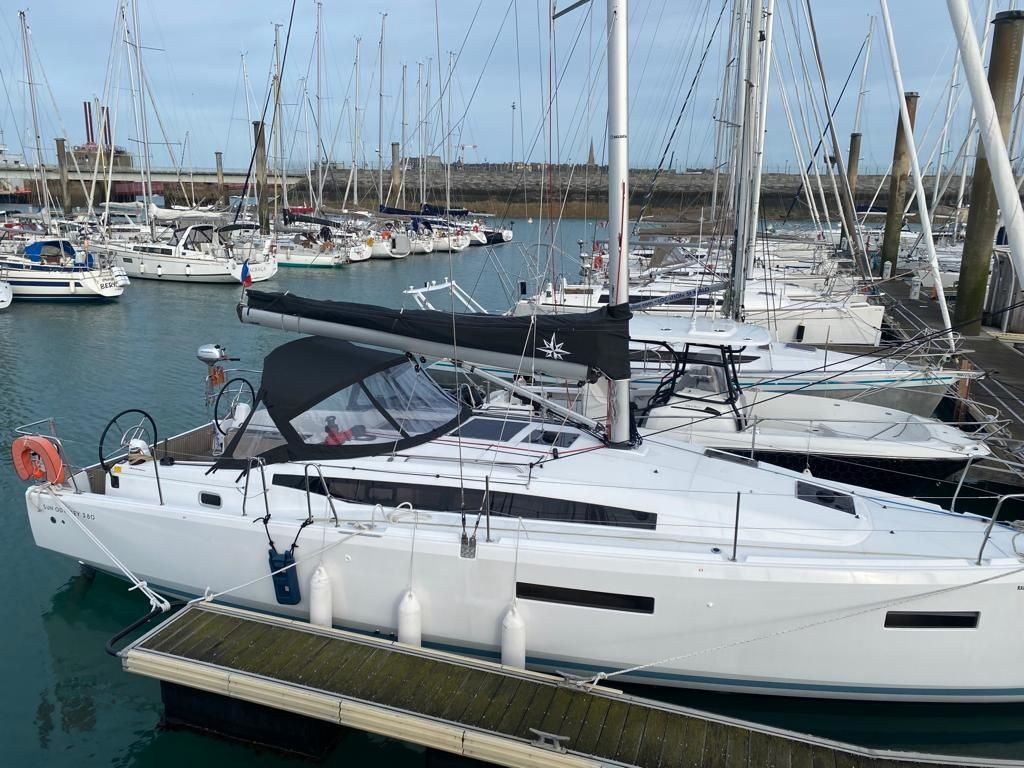 Jeanneau Sun Odyssey 380 | Raphael