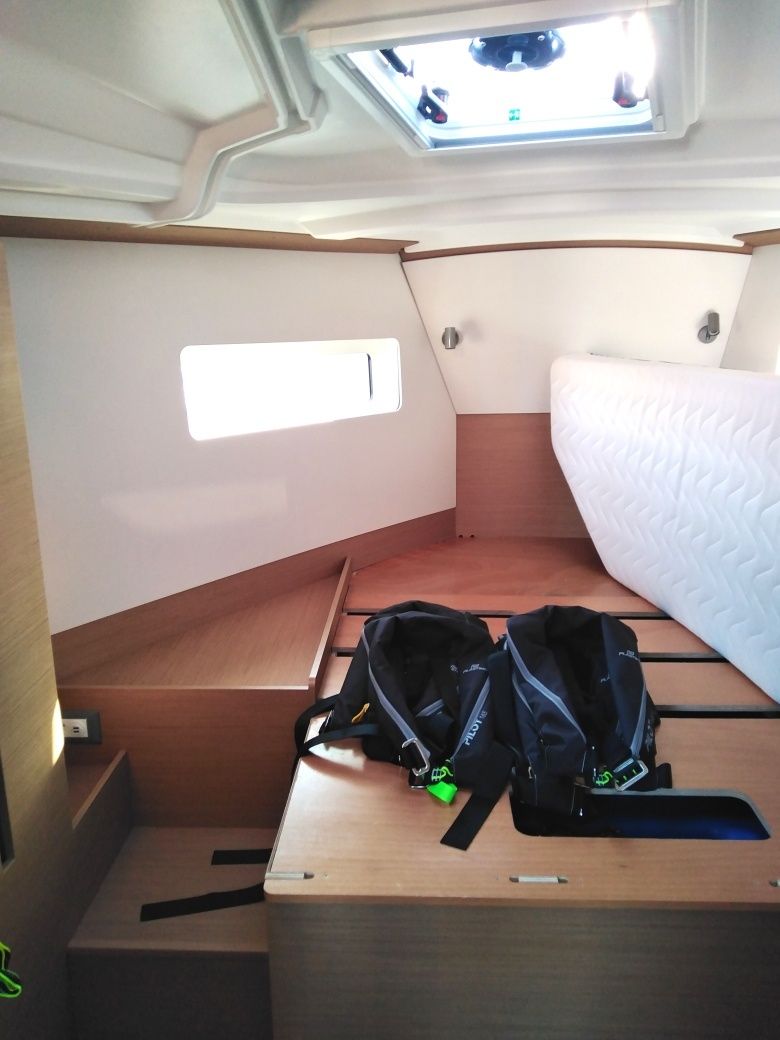 Jeanneau Sun Odyssey 380 | Raphael