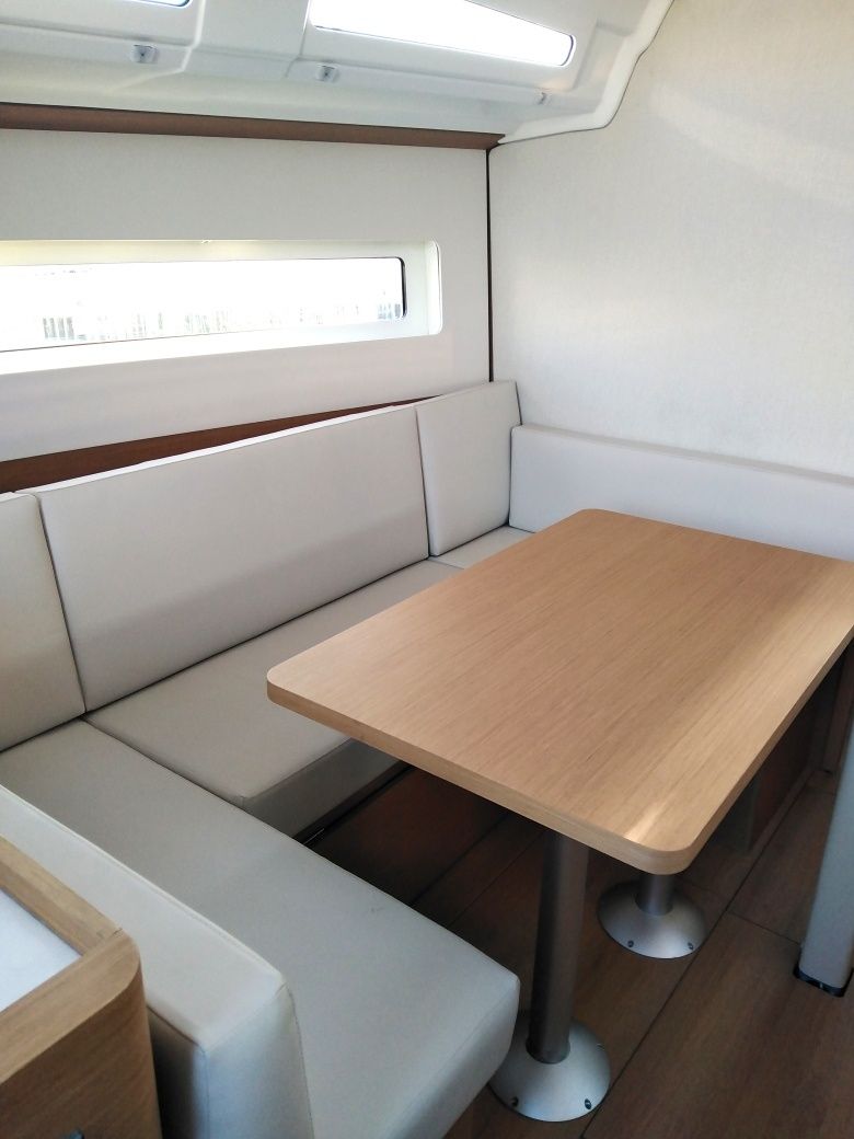 Jeanneau Sun Odyssey 380 | Raphael
