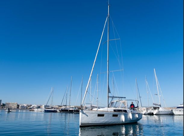 Beneteau Oceanis 35.1 | Algi II