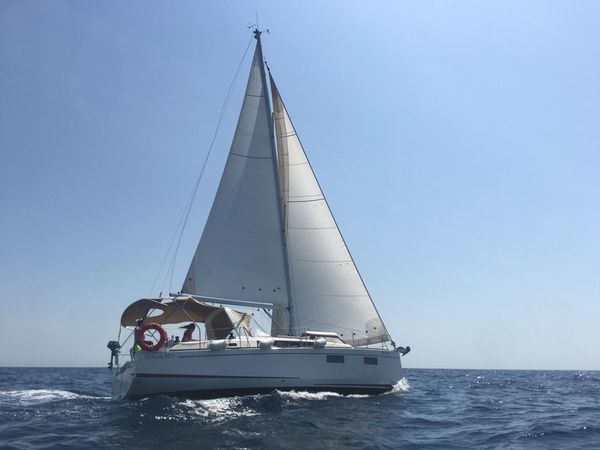 Beneteau Oceanis 35.1 | Algi II