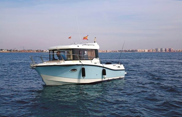 Captur 755 Pilothouse