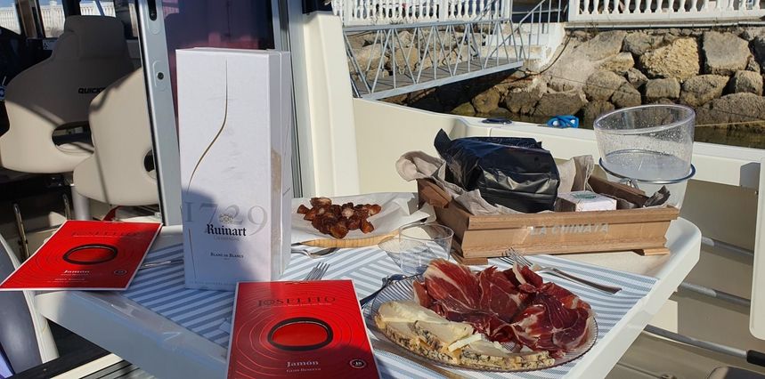 Quicksilver Captur 755 Pilothouse | Papua