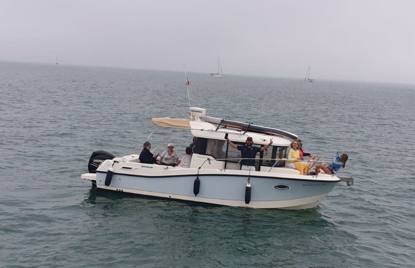 Quicksilver Captur 755 Pilothouse | Papua