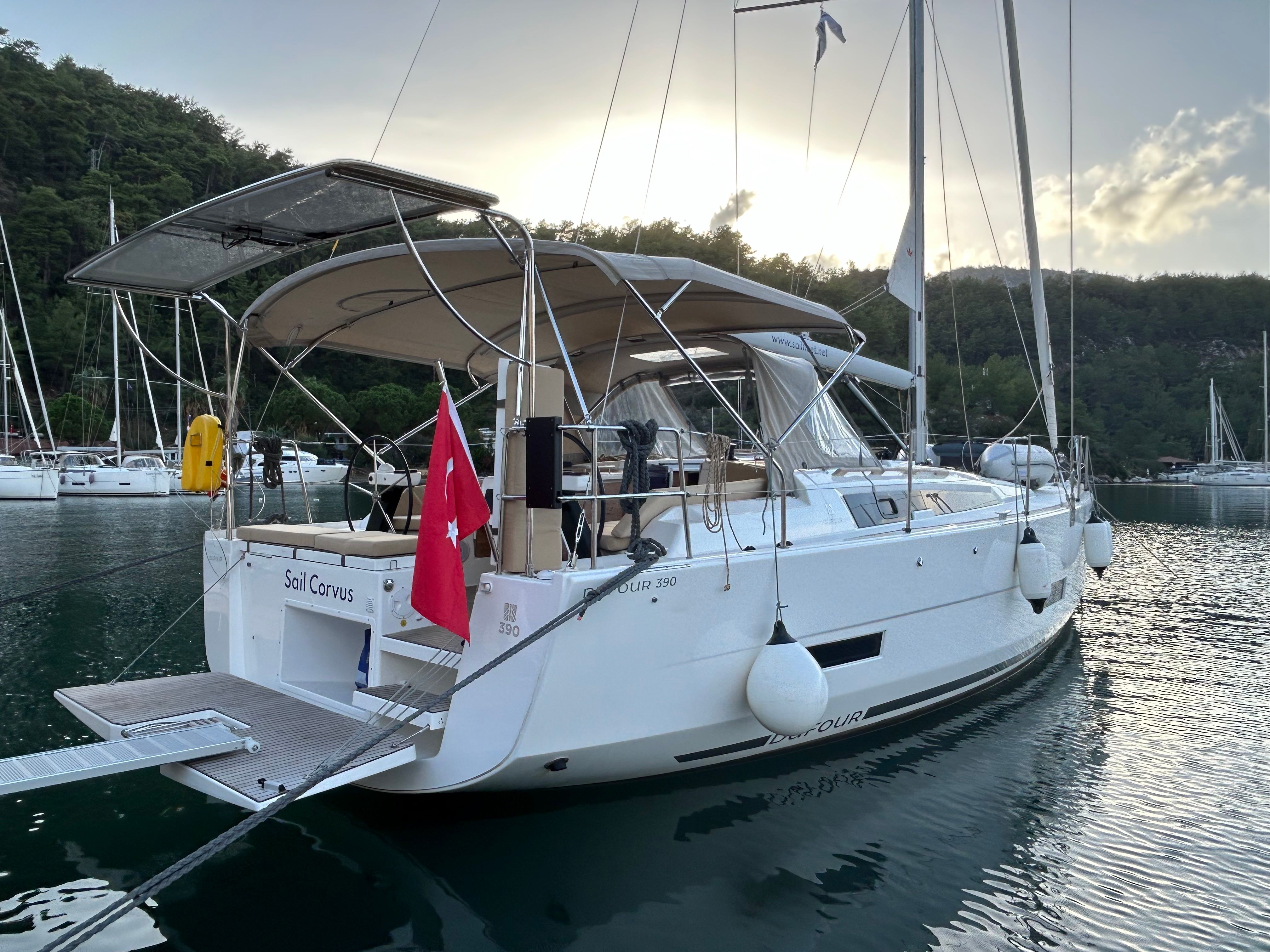 Dufour 390 | Sail Corvus