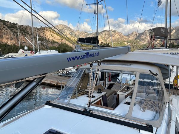 Dufour 390 | Sail Corvus