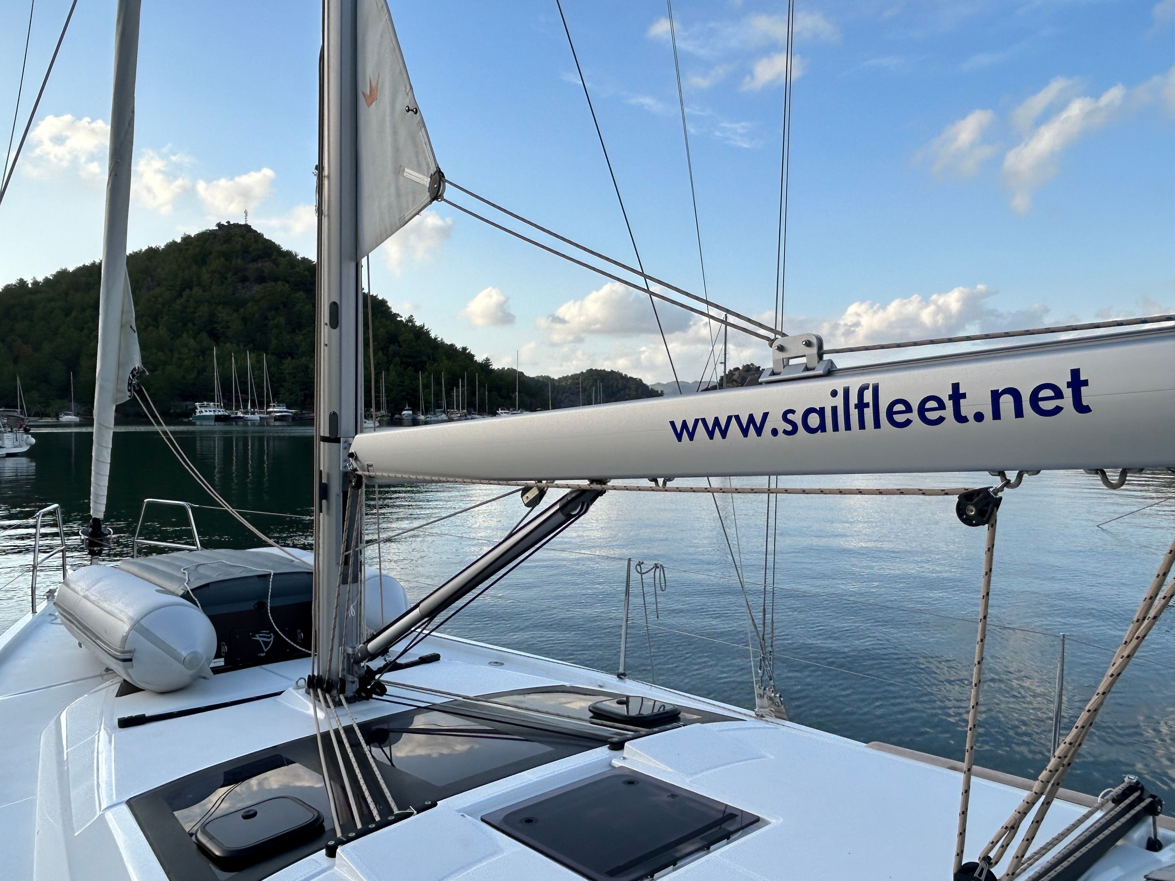 Dufour 390 | Sail Corvus