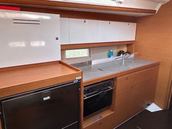 Dufour 390 | Sail Corvus