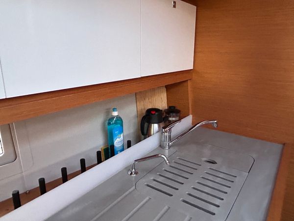 Dufour 390 | Sail Corvus