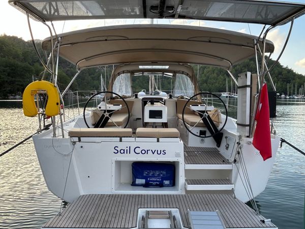 Dufour 390 | Sail Corvus